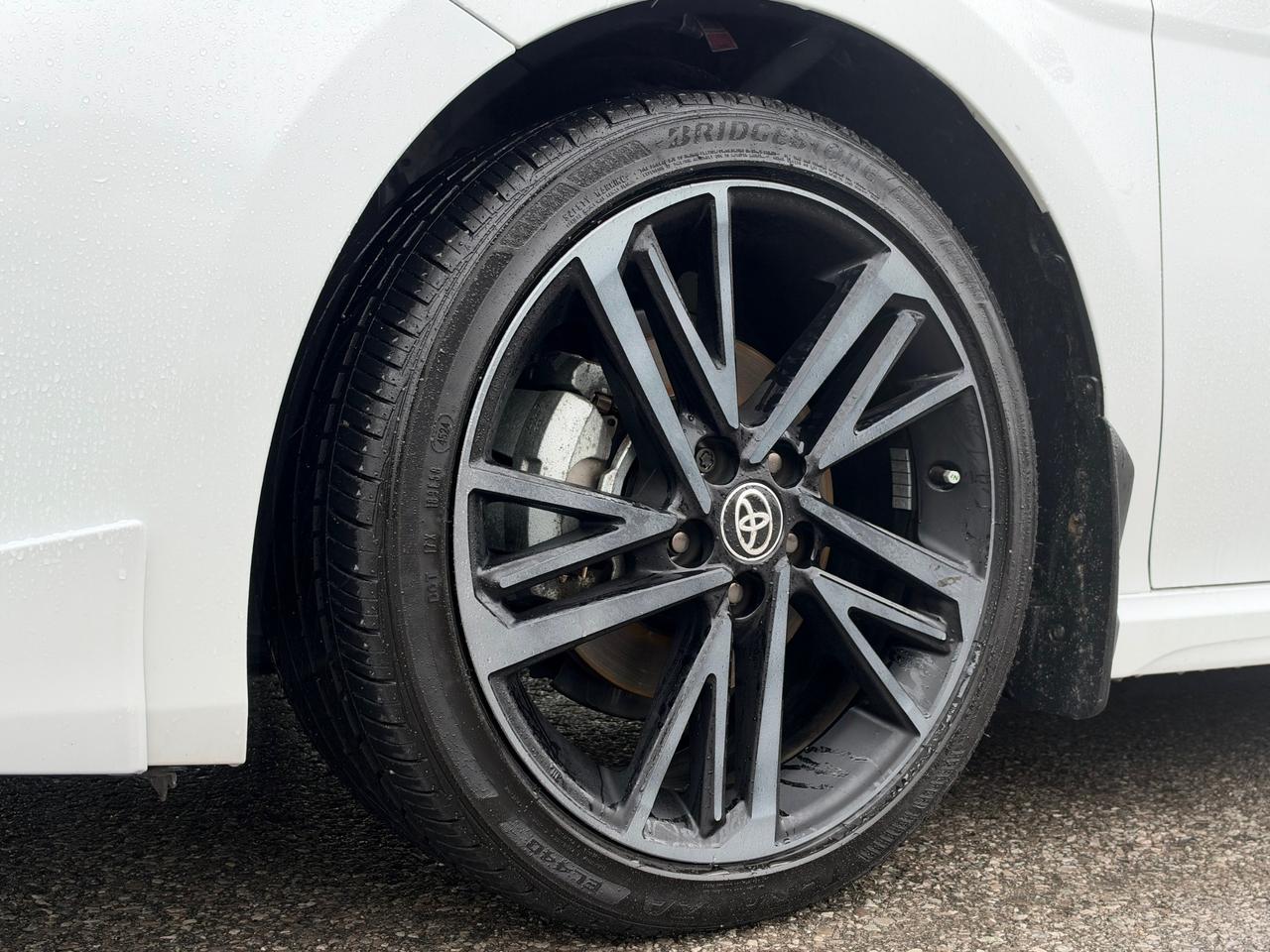 2025 Toyota Camry HYBRID XSE AWD! Photo