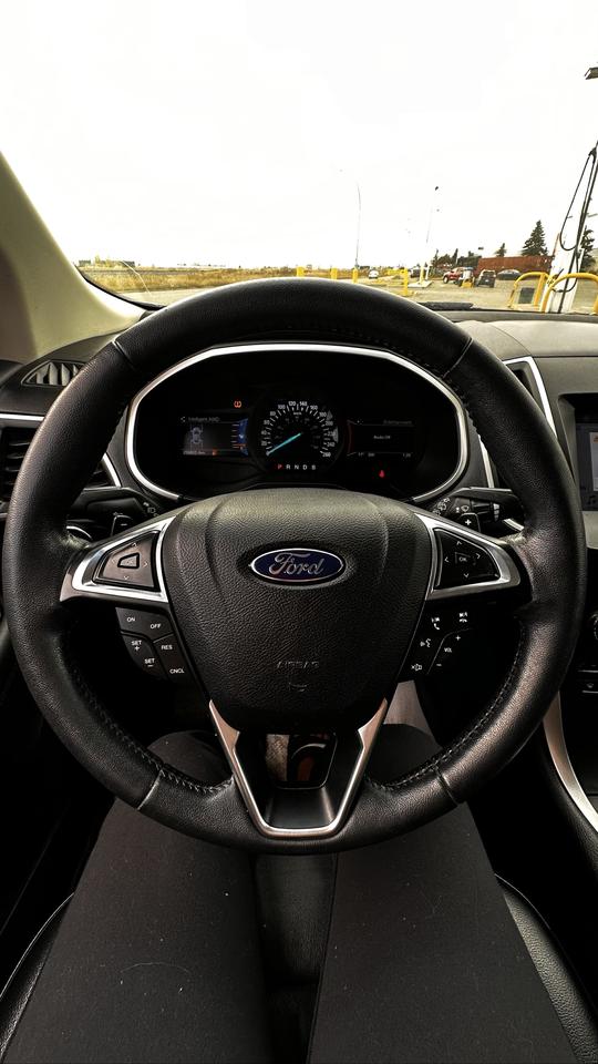 2017 Ford Edge