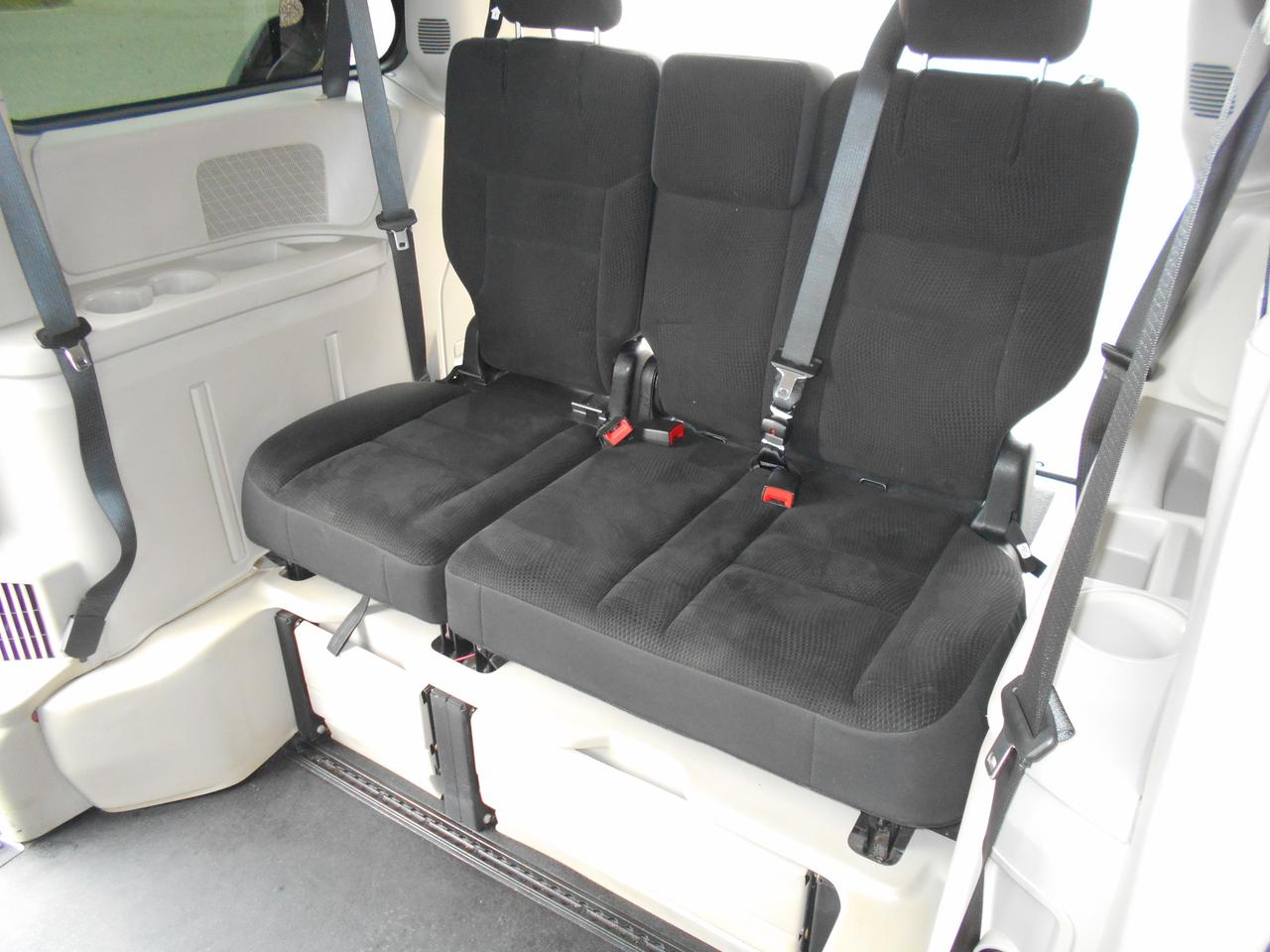 2018 Dodge Grand Caravan SE Plus Photo