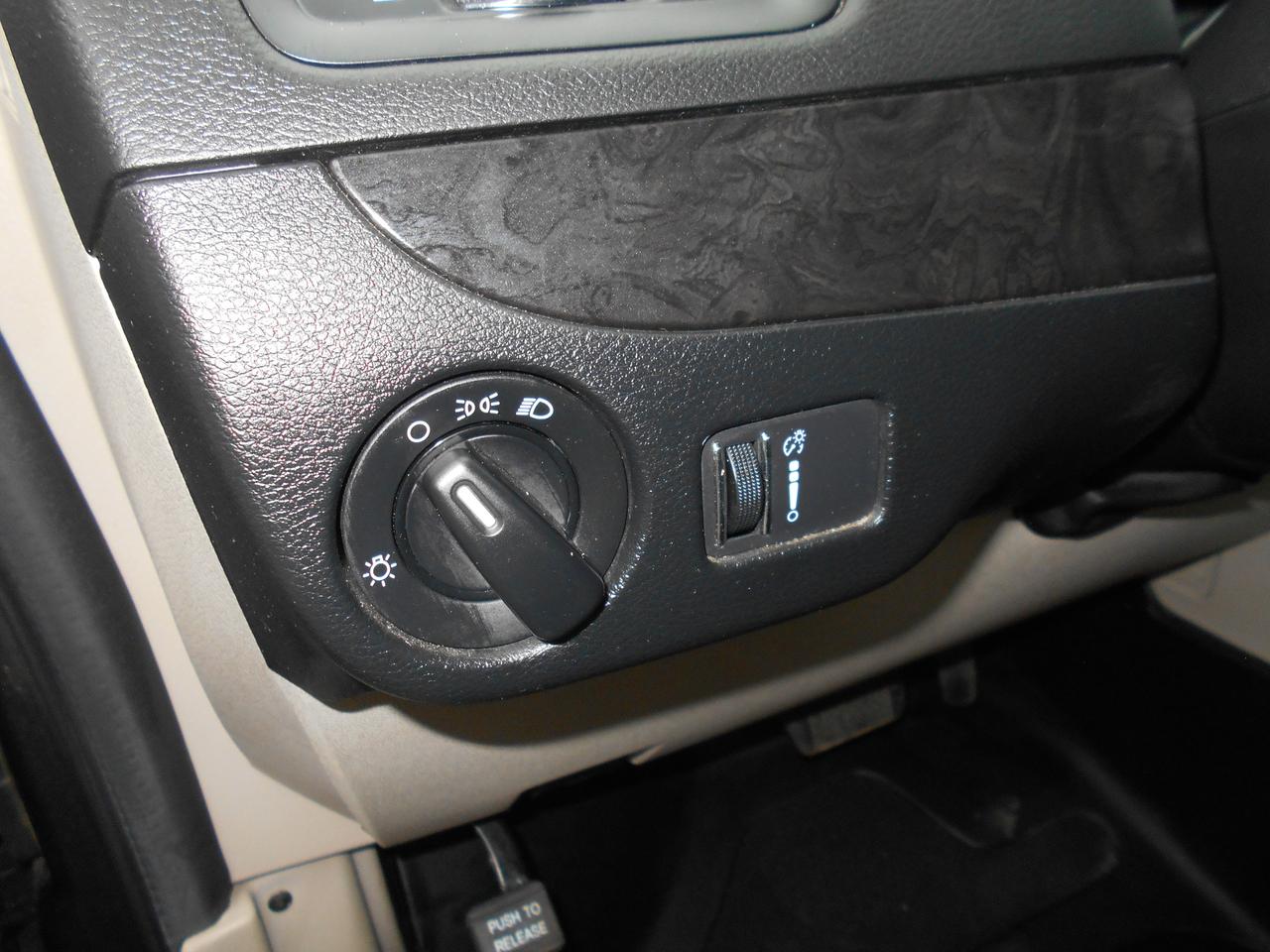 2018 Dodge Grand Caravan SE Plus Photo