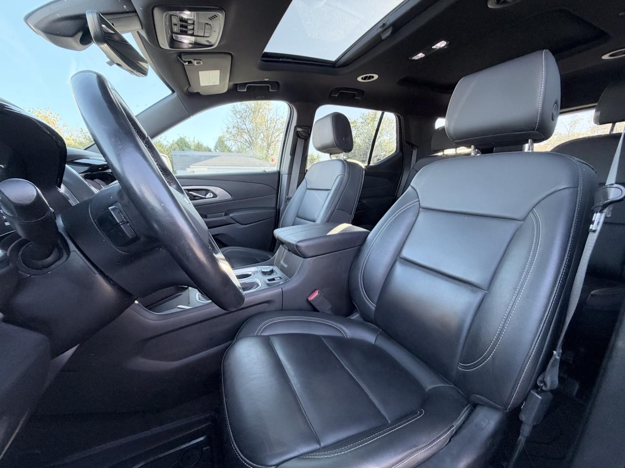 2023 Chevrolet Traverse AWD 4dr LT True North Photo