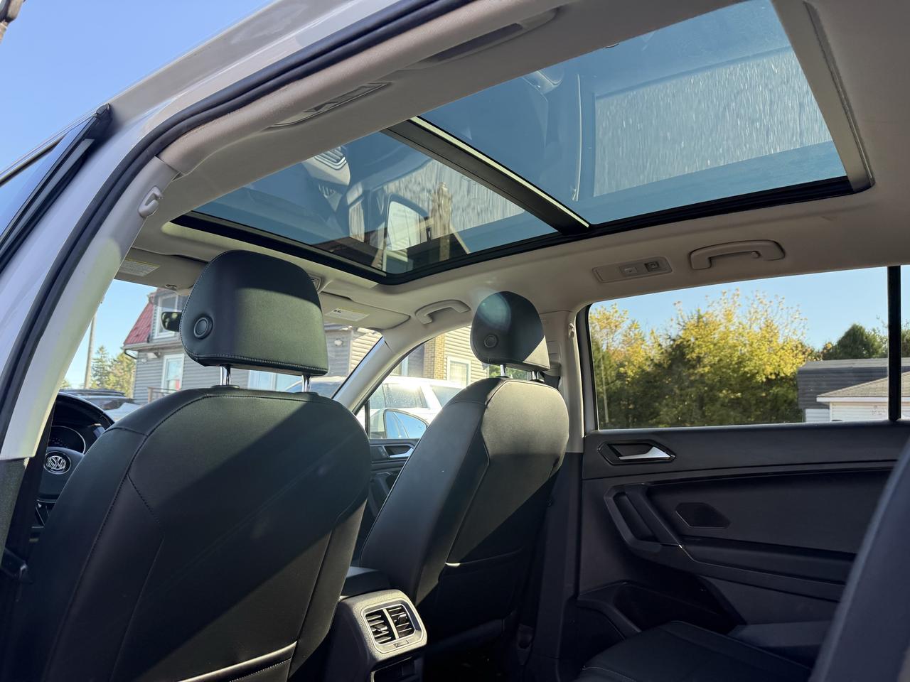 2018 Volkswagen Tiguan COMFORTLINE 4Motion Photo