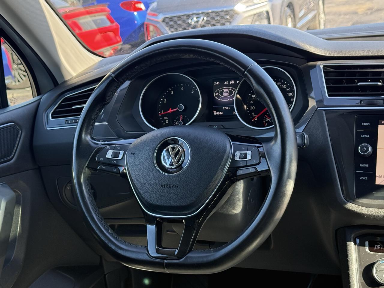 2018 Volkswagen Tiguan COMFORTLINE 4Motion Photo