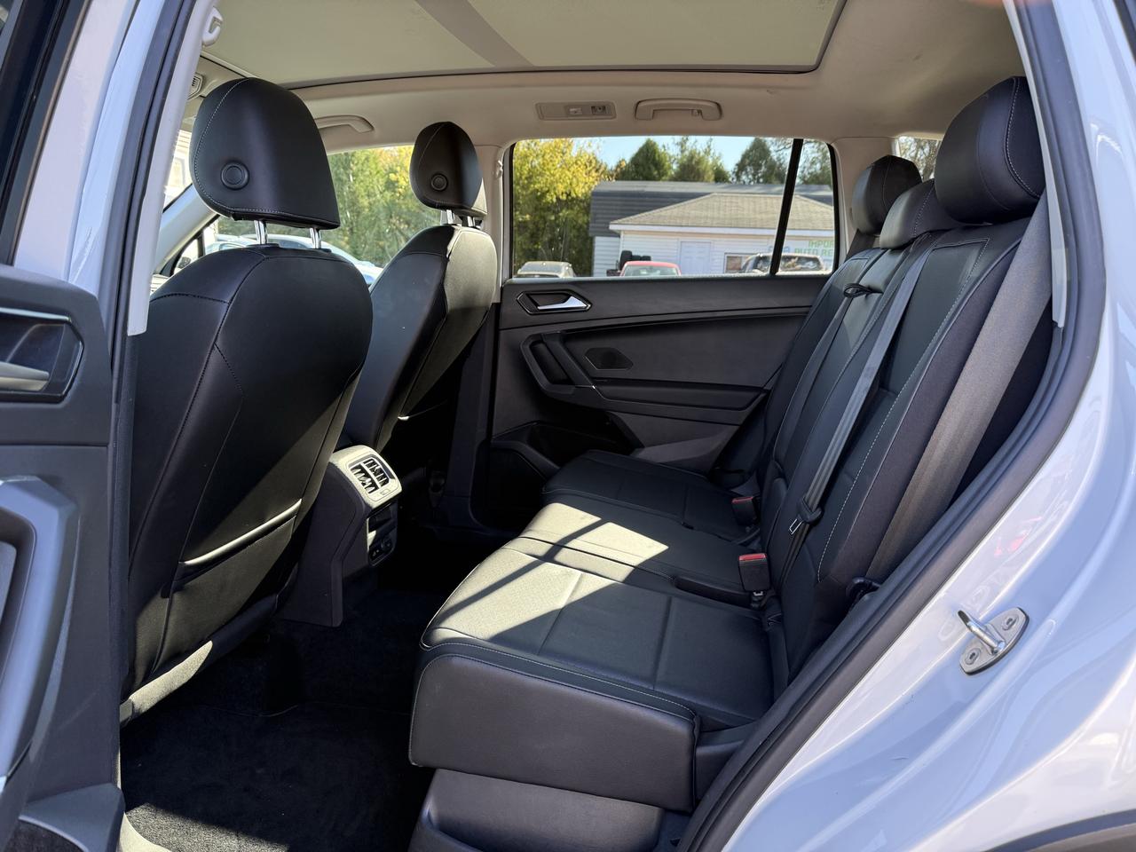 2018 Volkswagen Tiguan COMFORTLINE 4Motion Photo