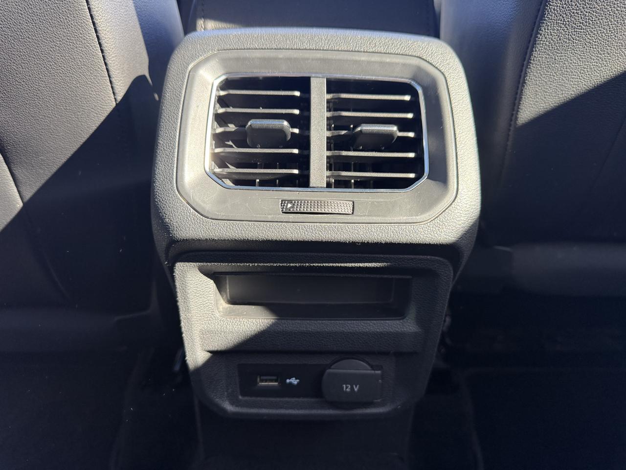 2018 Volkswagen Tiguan COMFORTLINE 4Motion Photo