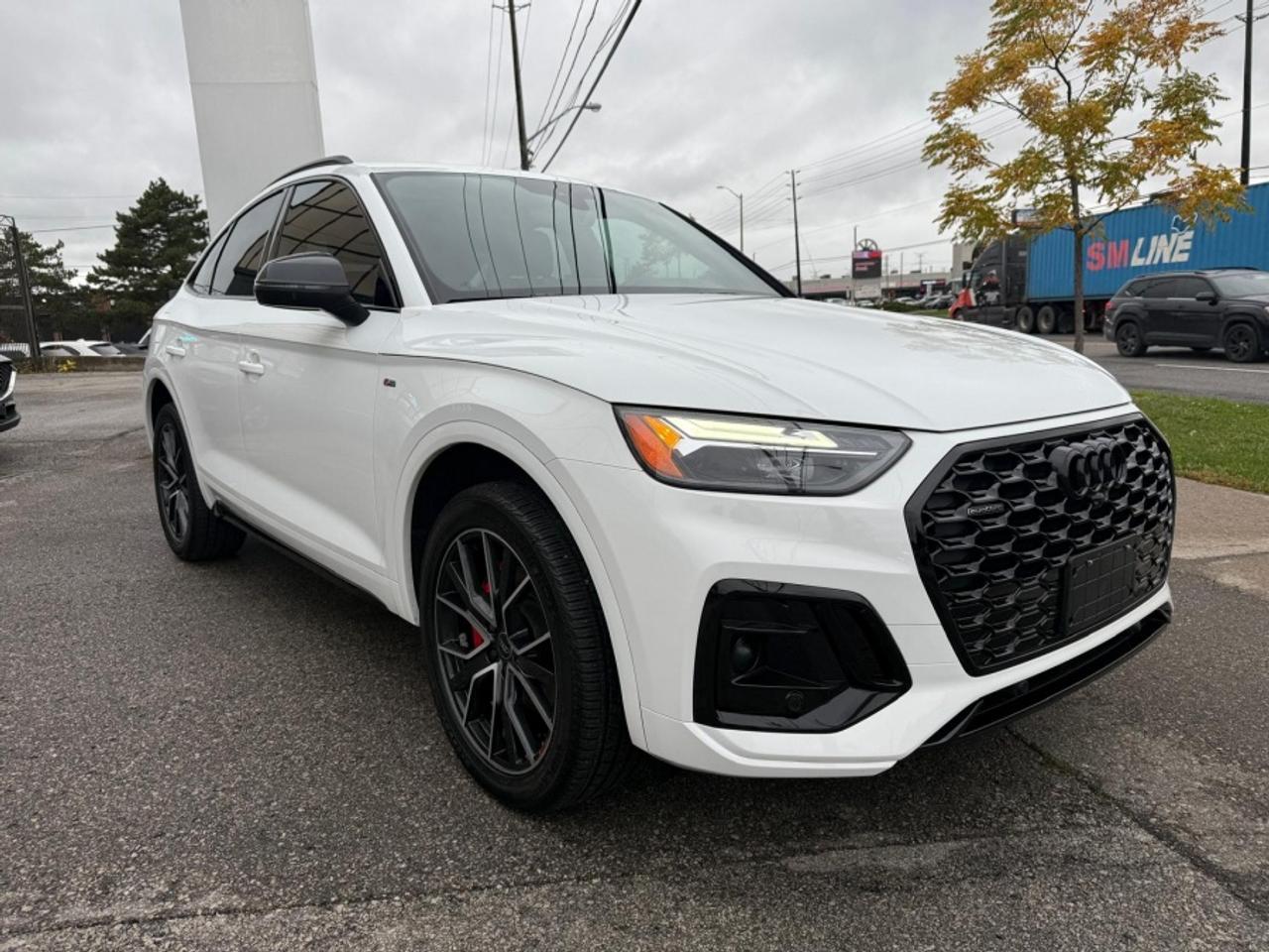 2024 Audi Q5 Sportback PROGRESSIV S LINE QUATTRO |PANO ROOF |CARPLAY Photo