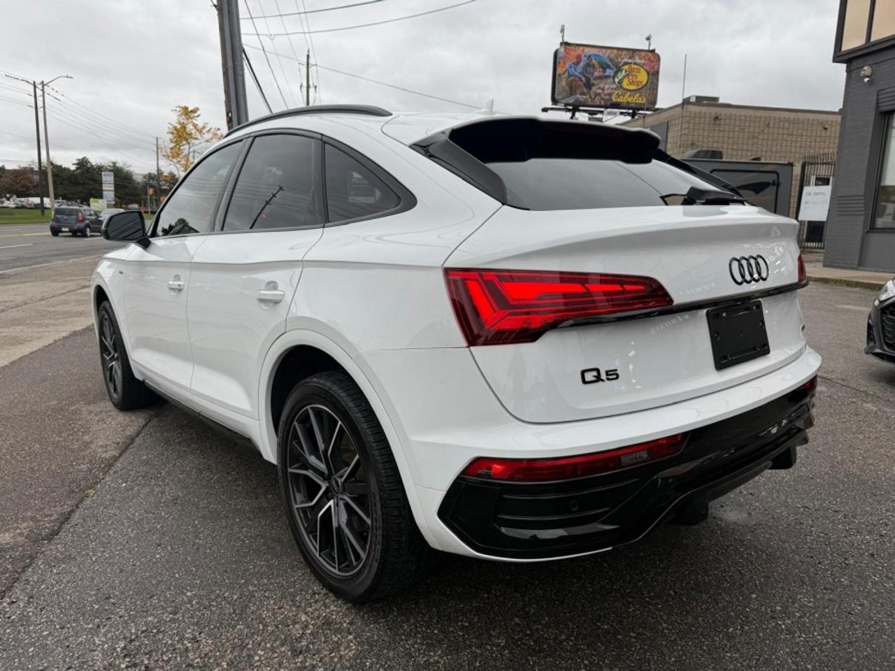 2024 Audi Q5 Sportback PROGRESSIV S LINE QUATTRO |PANO ROOF |CARPLAY Photo
