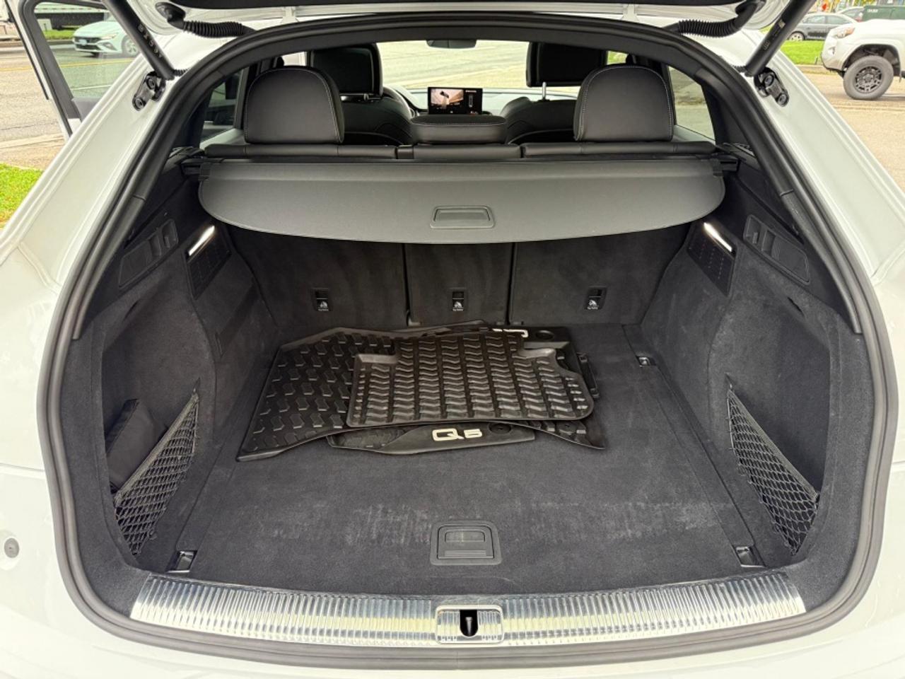 2024 Audi Q5 Sportback PROGRESSIV S LINE QUATTRO |PANO ROOF |CARPLAY Photo