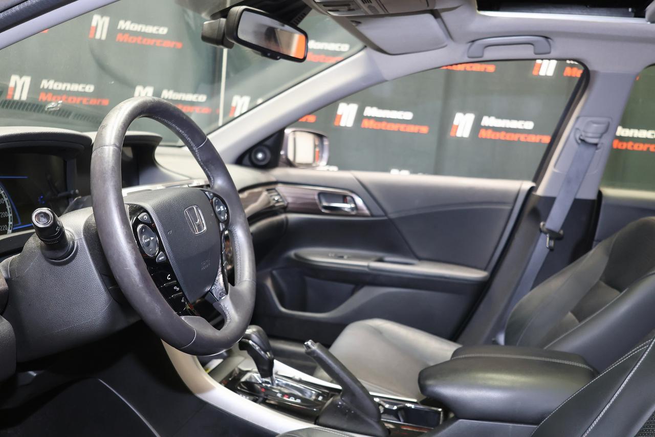 2017 Honda Accord Hybrid Touring - LEATHER|SUNROOF|NAVI|CAMERA Photo