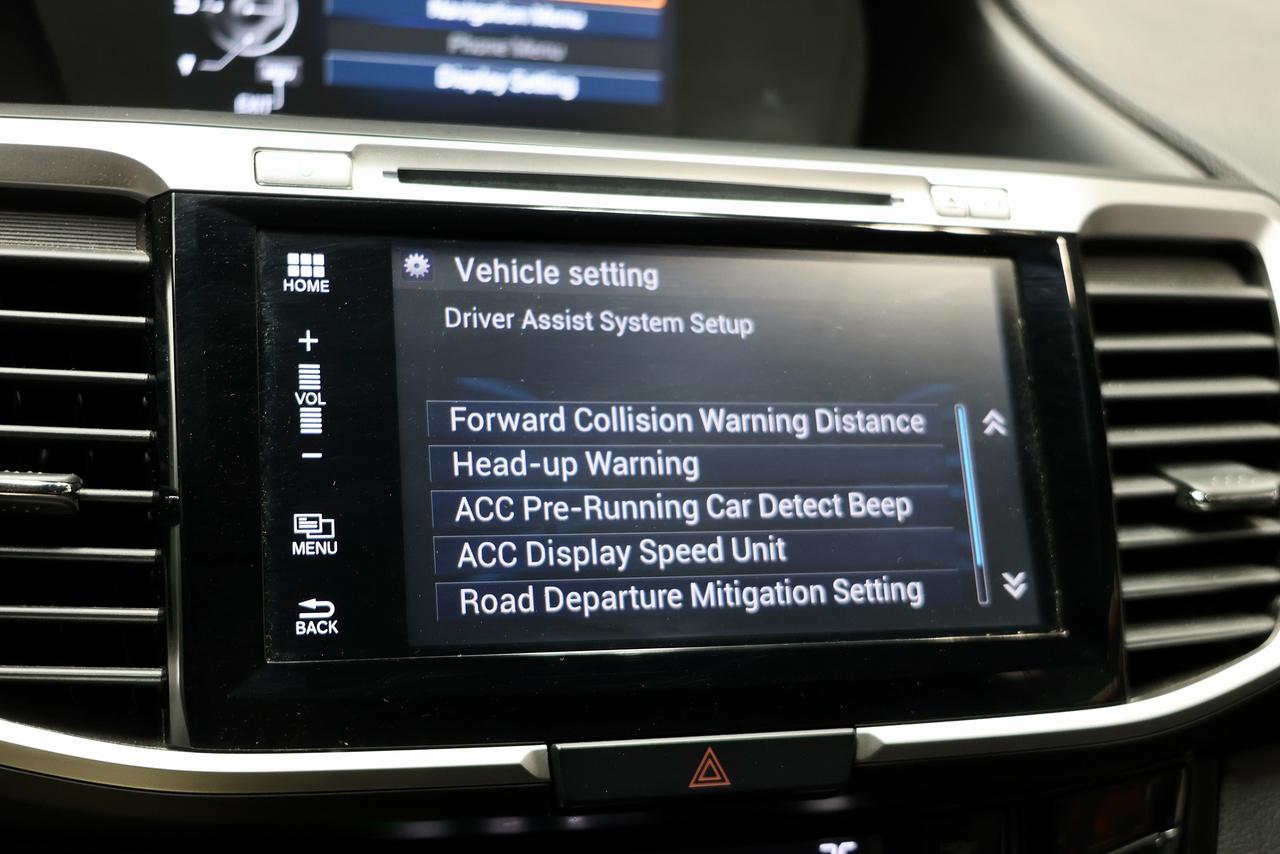 2017 Honda Accord Hybrid Touring - LEATHER|SUNROOF|NAVI|CAMERA Photo