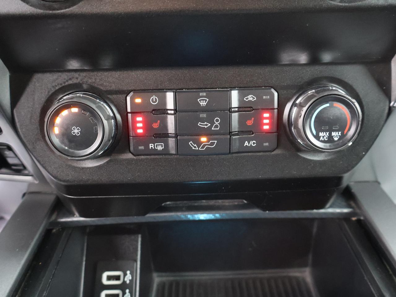 2019 Ford F-150 V6 SPORT CREW 4WD *1 OWNER*2ND WINTER* CAMERA NAV BLUETOOTH HEATED SEATS CRUISE ALLOYS Photo