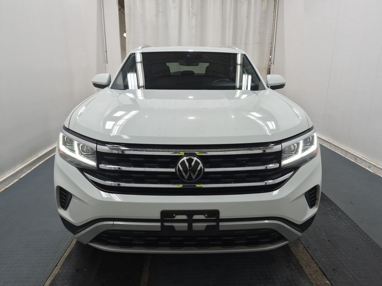 2023 Volkswagen Atlas Cross Sport 3.6L - V6 - Highline Pkg - 4MOTION - Navigation System !!! Photo5