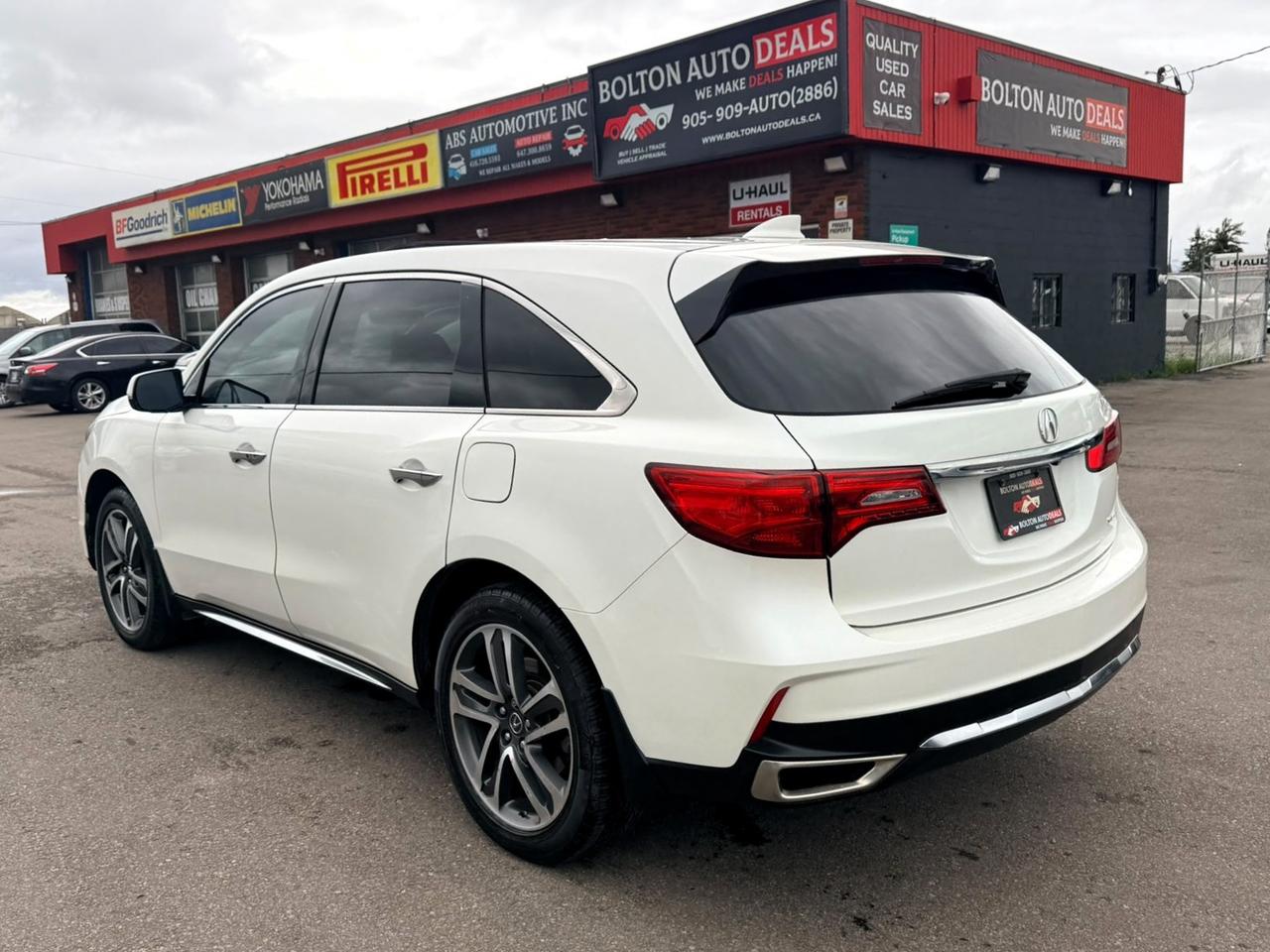 2017 Acura MDX SH-AWD 4dr Nav Pkg Photo