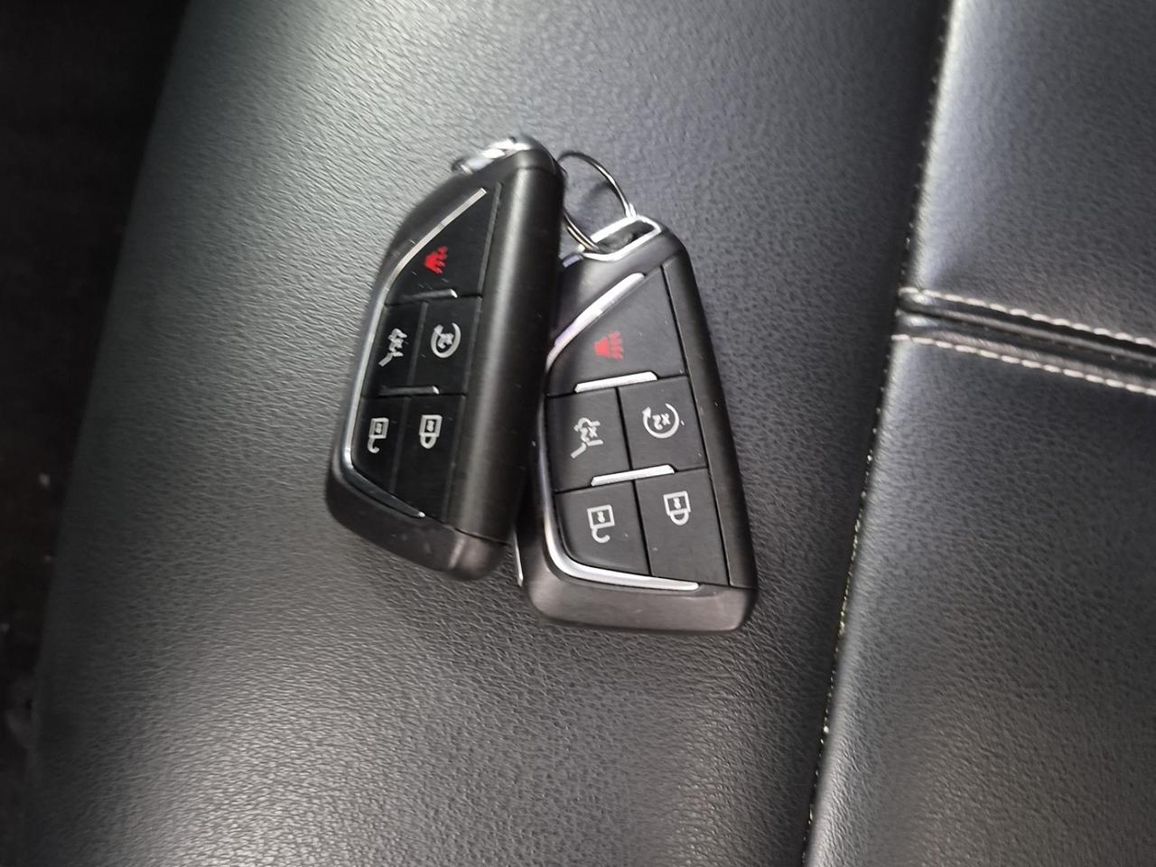 2024 Cadillac LYRIQ Tech AWD |1 OWNER|NAVI|PANO|BSM| Photo