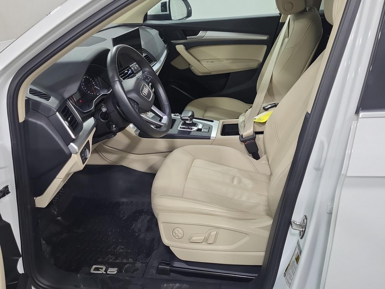2021 Audi Q5 Komfort |QUATTRO|CLEAN CARFAX|HEATED SEATS|BSM| Photo