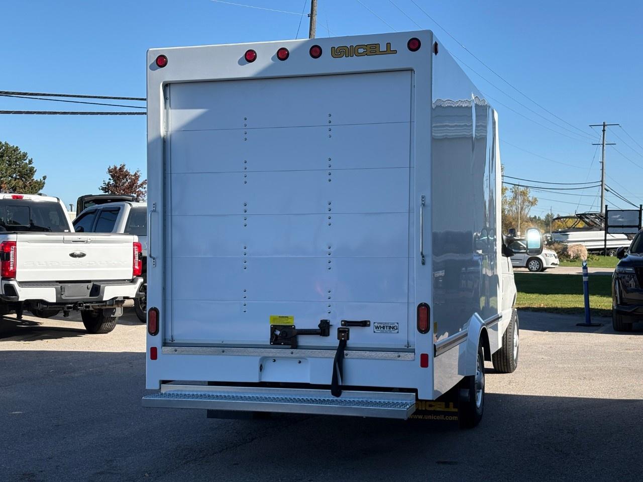 2027 Ford E-Series Cutaway E-350 SRW 138" WB Photo