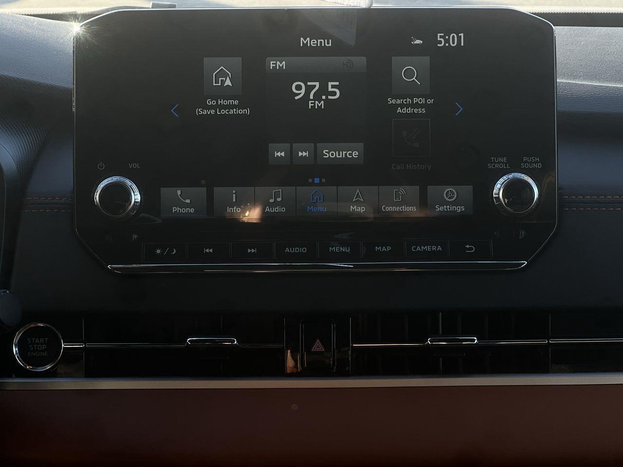 2023 Mitsubishi Outlander SEL AWD, 7 PASSENGER, HEATED LEATHER SEATS, HEATED STEERING WHEEL, NAV, MOONROOF, REVERSE CAM!! Photo