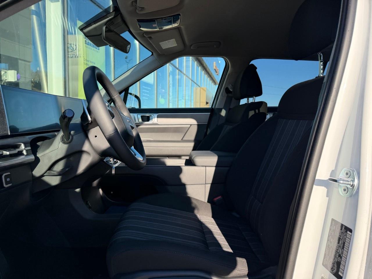 2027 Hyundai Santa Fe Hybrid Preferred AWD Photo