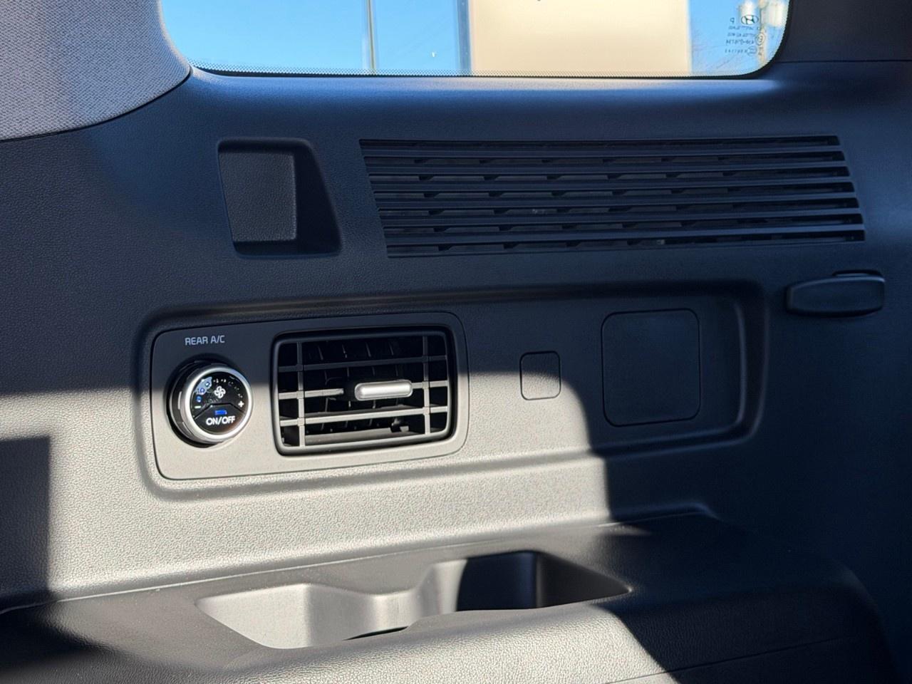 2027 Hyundai Santa Fe Hybrid Preferred AWD Photo