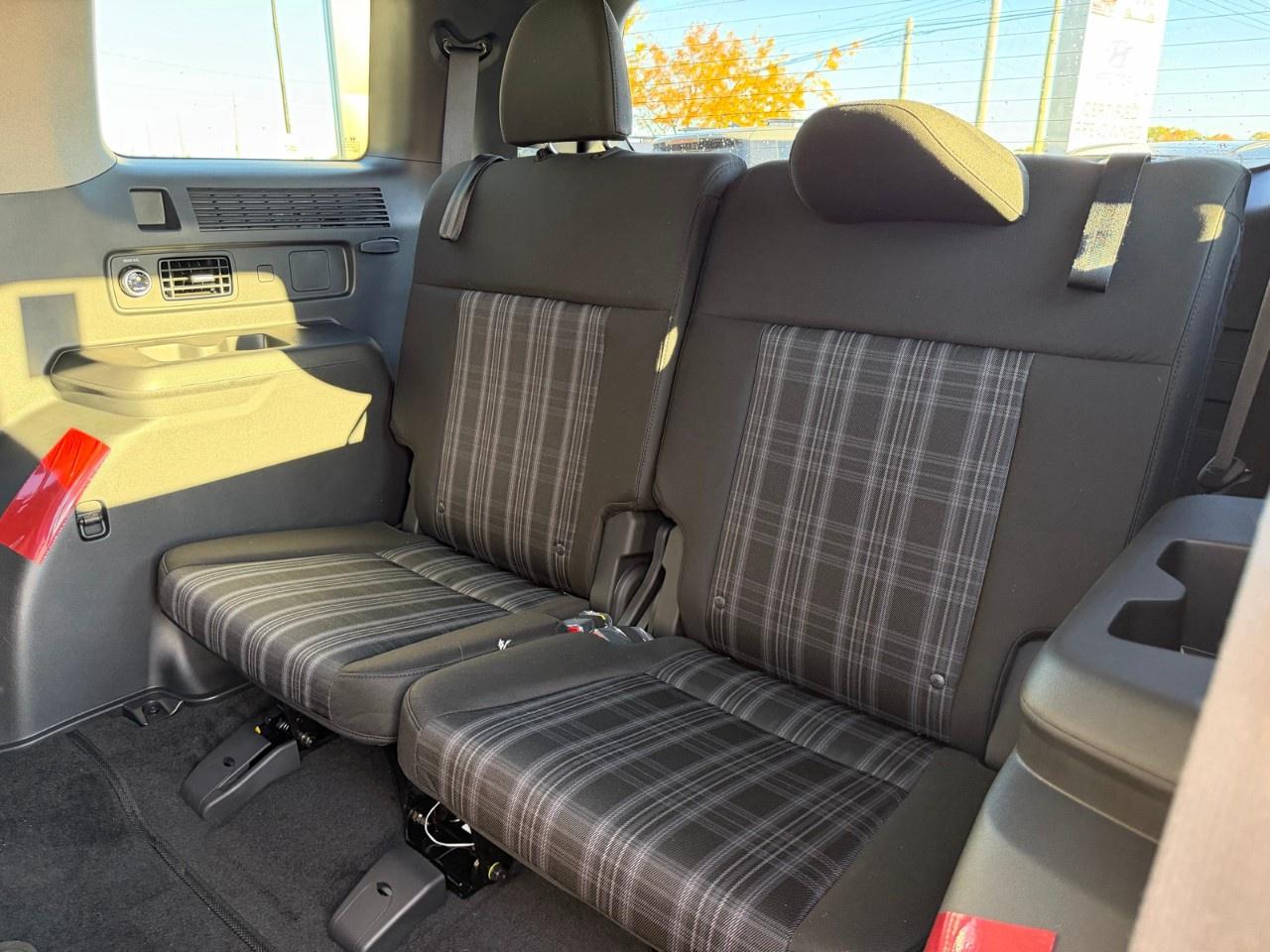 2027 Hyundai Santa Fe Hybrid Preferred AWD Photo