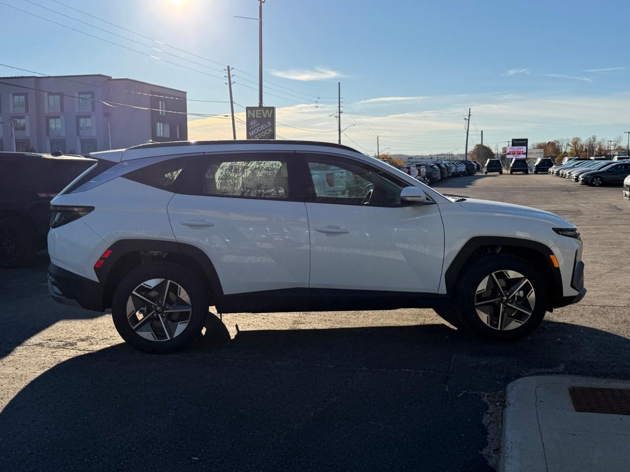 2026 Hyundai Tucson Preferred AWD w/Trend Pkg [TUCWDK2EPRTR] Photo