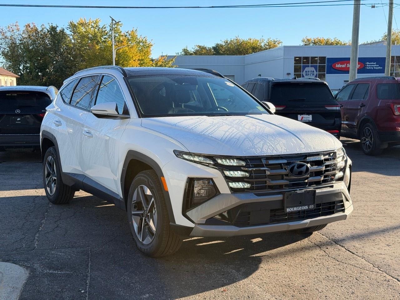 2026 Hyundai Tucson Preferred AWD w/Trend Pkg [TUCWDK2EPRTR] Photo