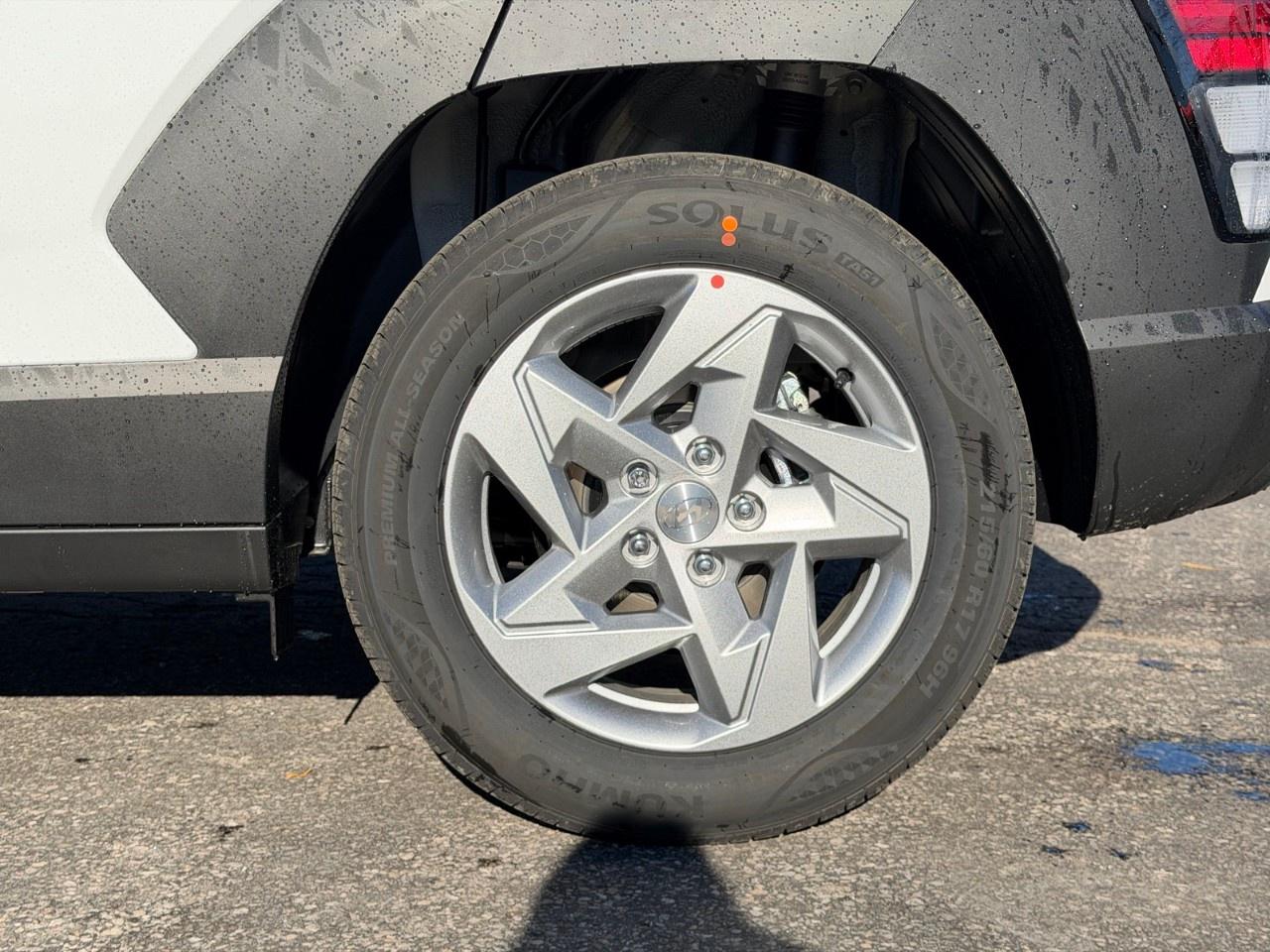 2027 Hyundai KONA 2.0L Essential FWD Photo
