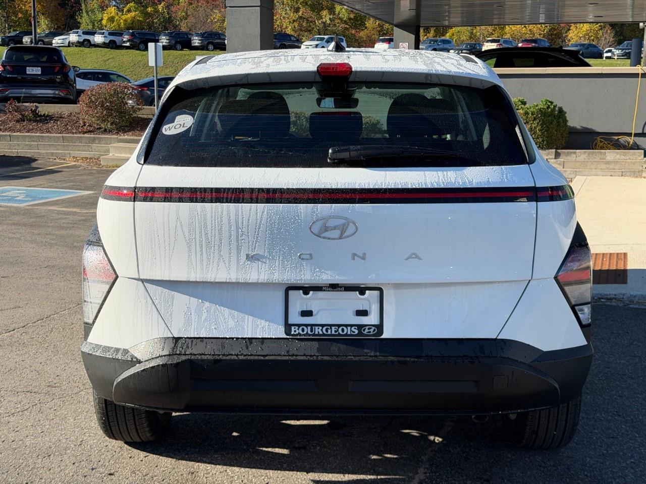 2027 Hyundai KONA 2.0L Essential FWD Photo