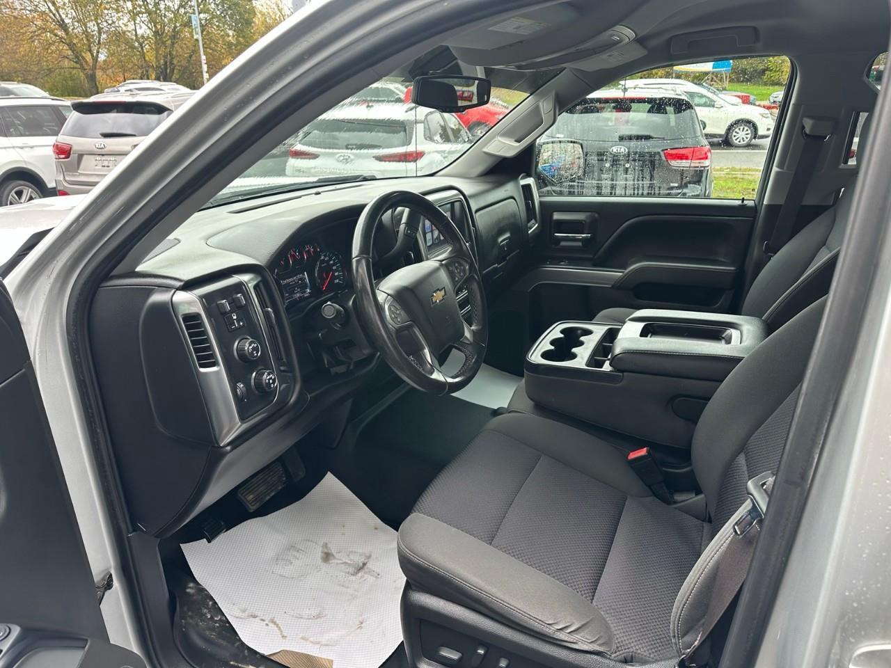 2017 Chevrolet Silverado 1500 1LT Photo