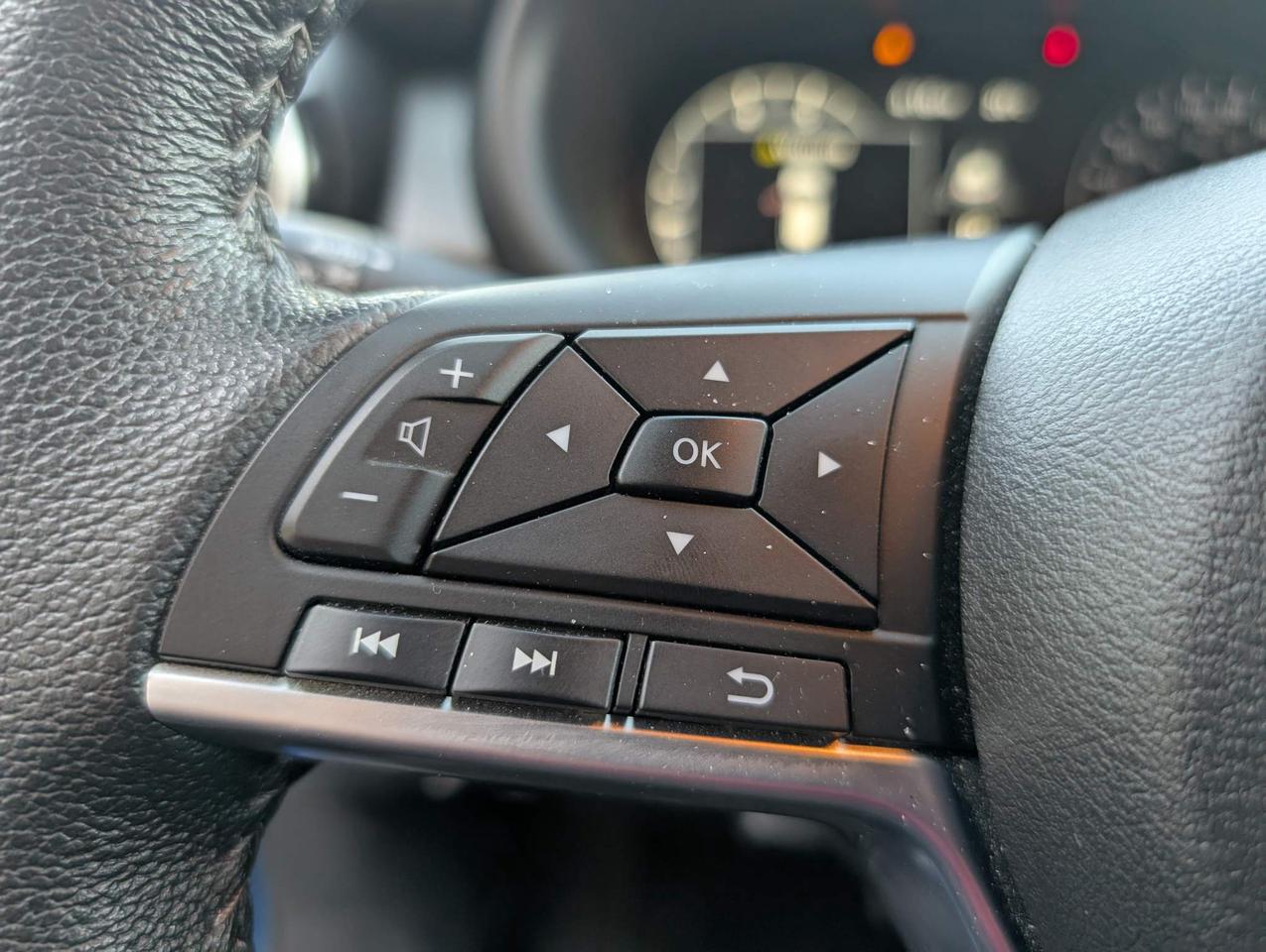 2024 Nissan Kicks SV Photo