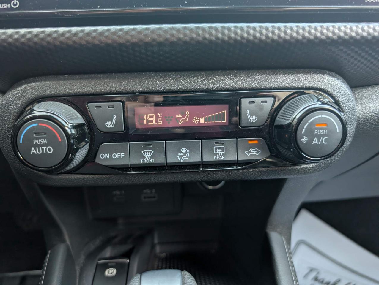 2024 Nissan Kicks SV Photo