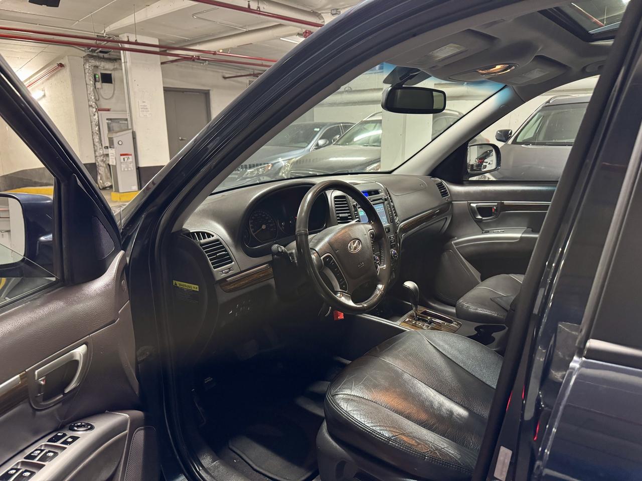 2012 Hyundai Santa Fe Limited w/Navi Photo