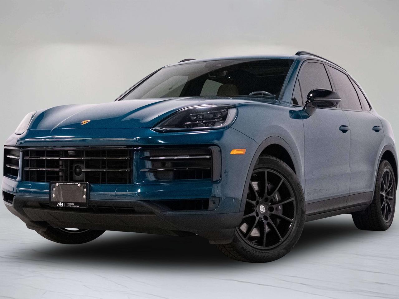 2024 Porsche Cayenne PREMIUM PLUS | DOUBLE DISPLAY | BURMESTER | 20 IN Photo