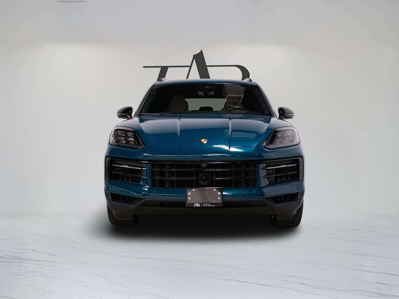 2024 Porsche Cayenne PREMIUM PLUS | DOUBLE DISPLAY | BURMESTER | 20 IN Photo