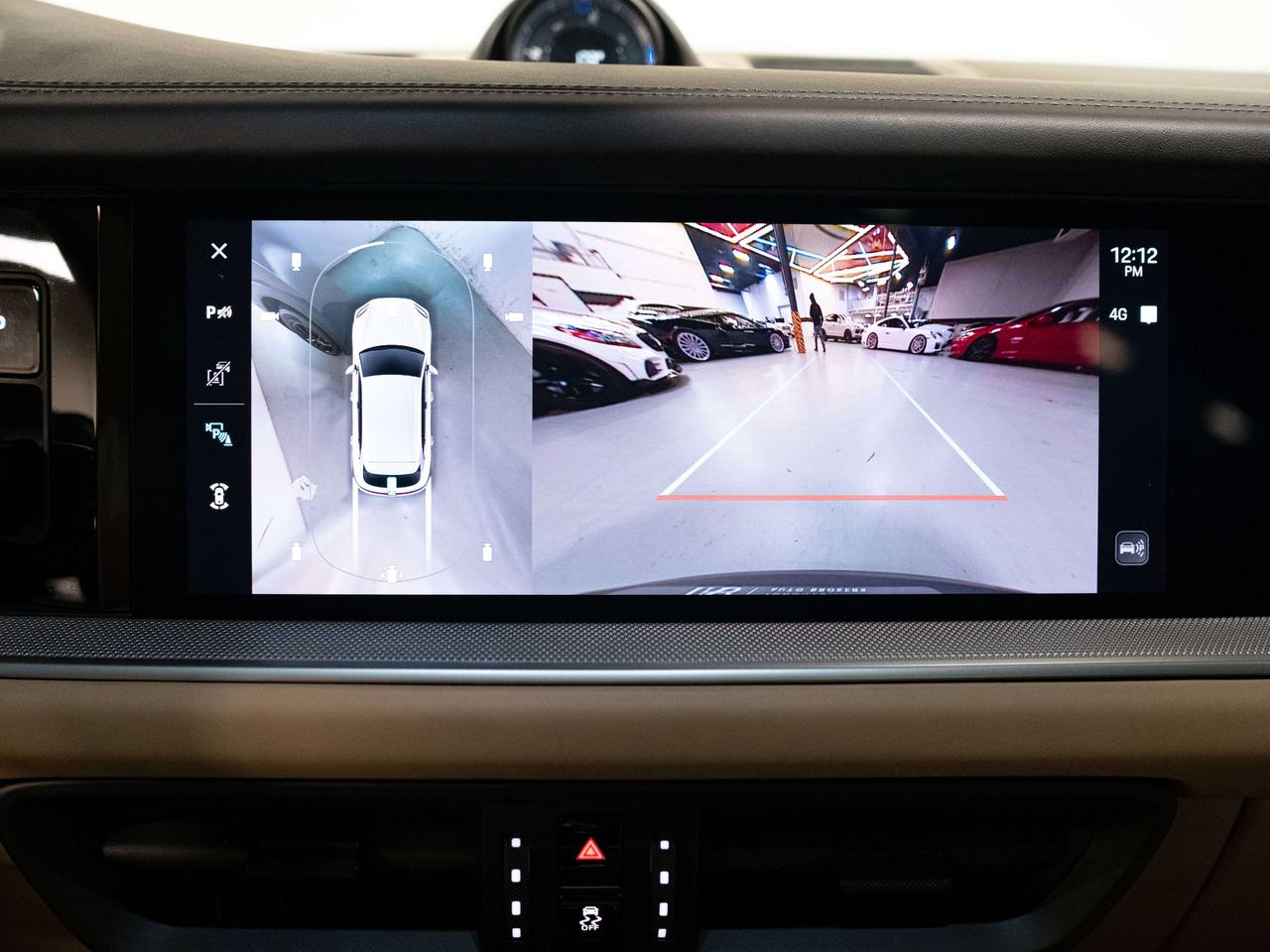 2024 Porsche Cayenne PREMIUM PLUS | DOUBLE DISPLAY | BURMESTER | 20 IN Photo