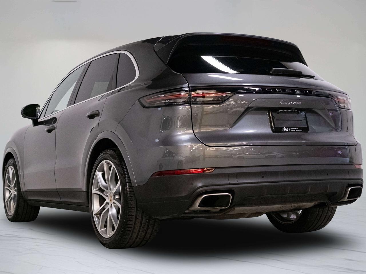 2023 Porsche Cayenne PREMIUM PLUS PKG | BOSE | 21 IN Photo