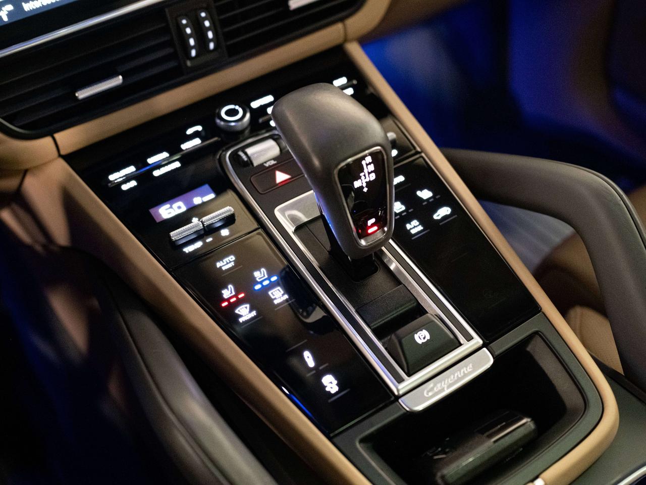 2023 Porsche Cayenne PREMIUM PLUS PKG | BOSE | 21 IN Photo