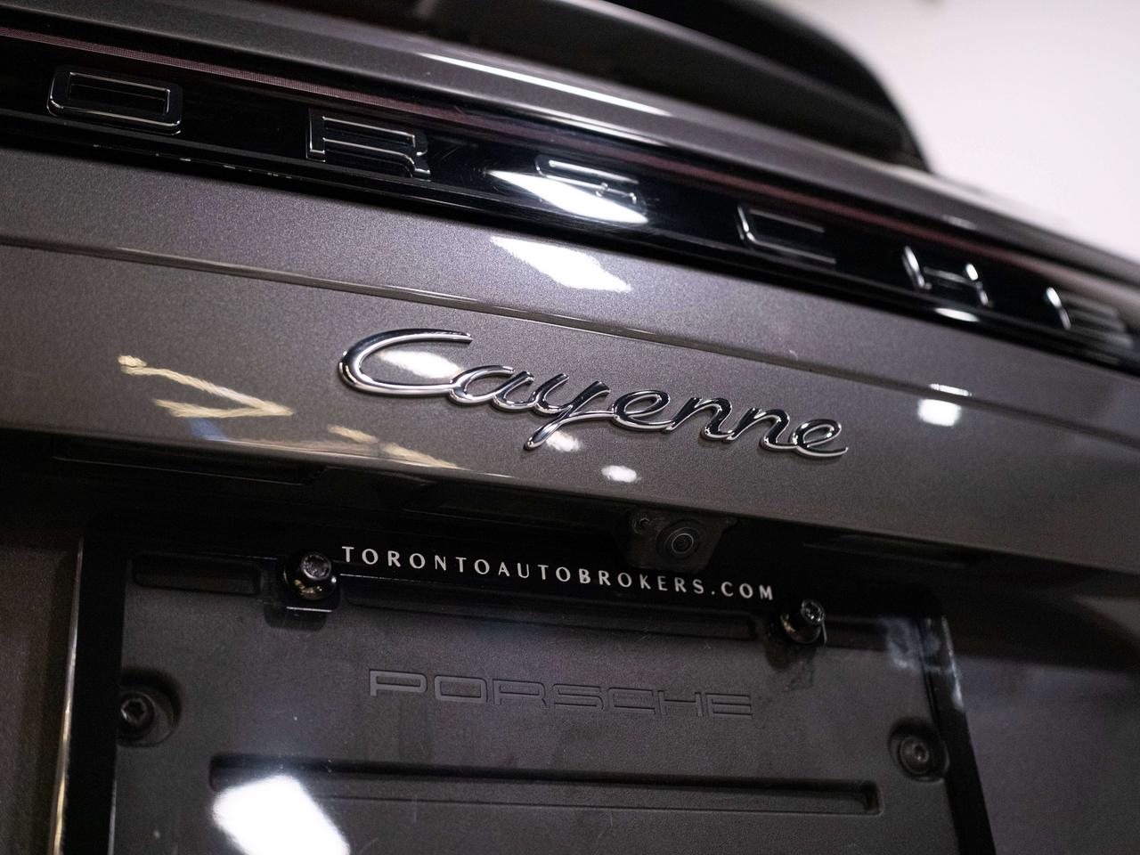 2023 Porsche Cayenne PREMIUM PLUS PKG | BOSE | 21 IN Photo