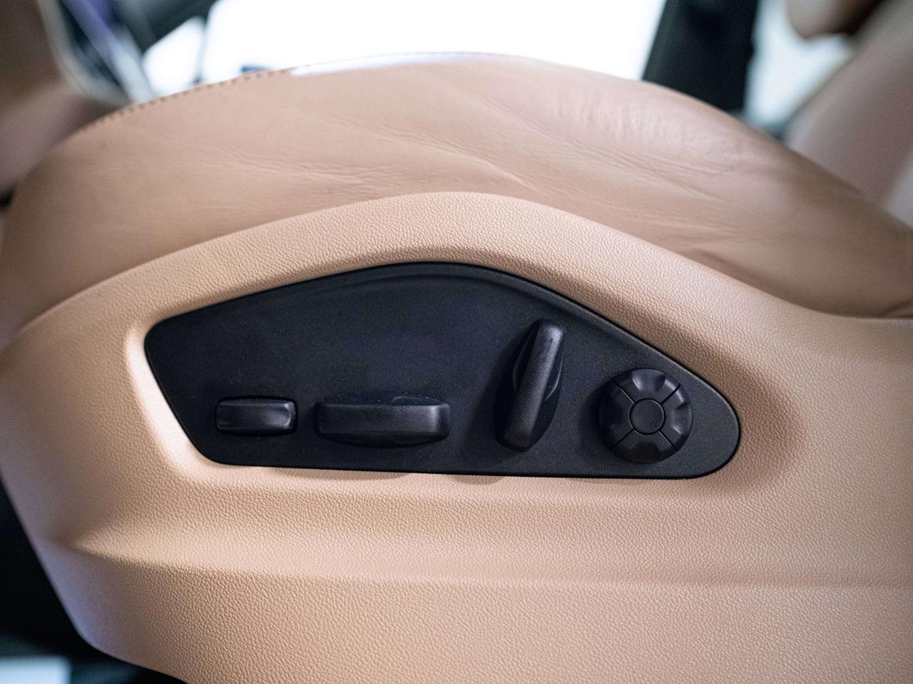 2023 Porsche Cayenne PREMIUM PLUS PKG | BOSE | 21 IN Photo