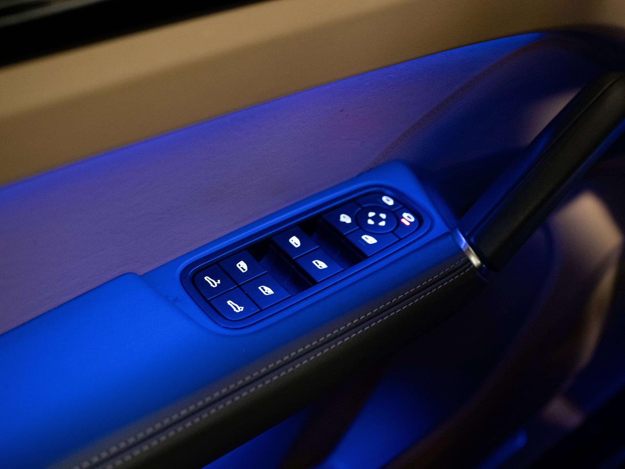 2023 Porsche Cayenne PREMIUM PLUS PKG | BOSE | 21 IN Photo