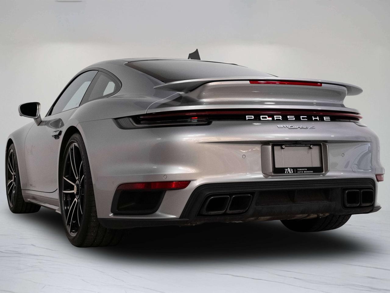 2022 Porsche 911 TURBO S | PREMIUM PLUS | 20 IN Photo4