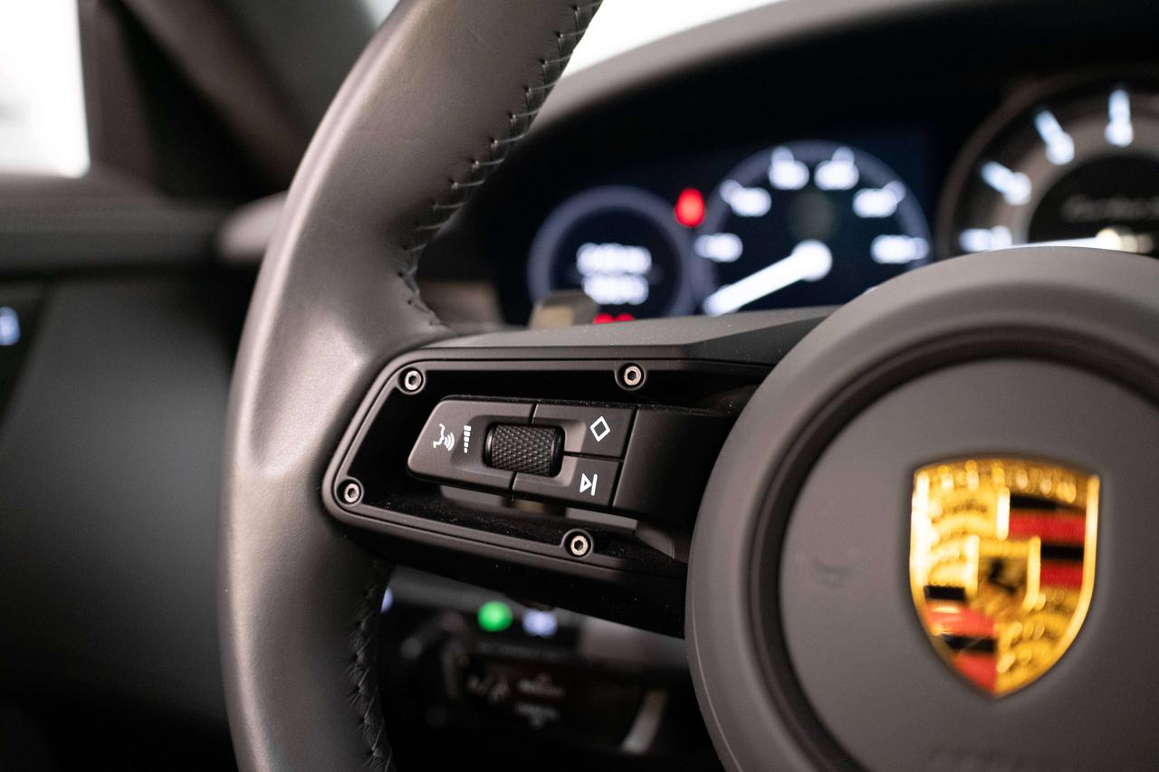2022 Porsche 911 TURBO S | PREMIUM PLUS | 20 IN Photo