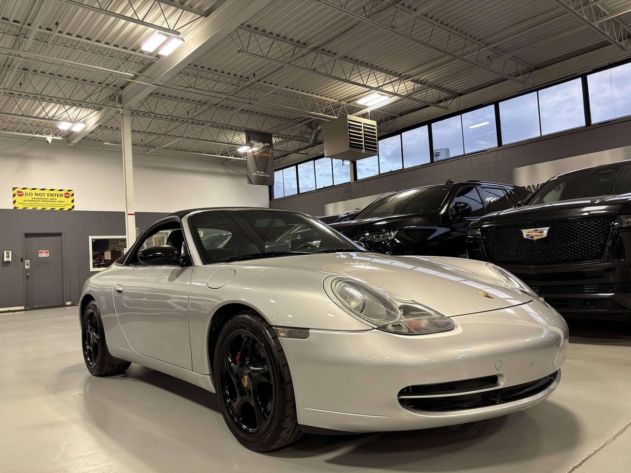 2001 Porsche 911 CARRERA 4|AWD|MANUAL|CONVERTIBLE|SONYDECK|BACKCAM| Photo2