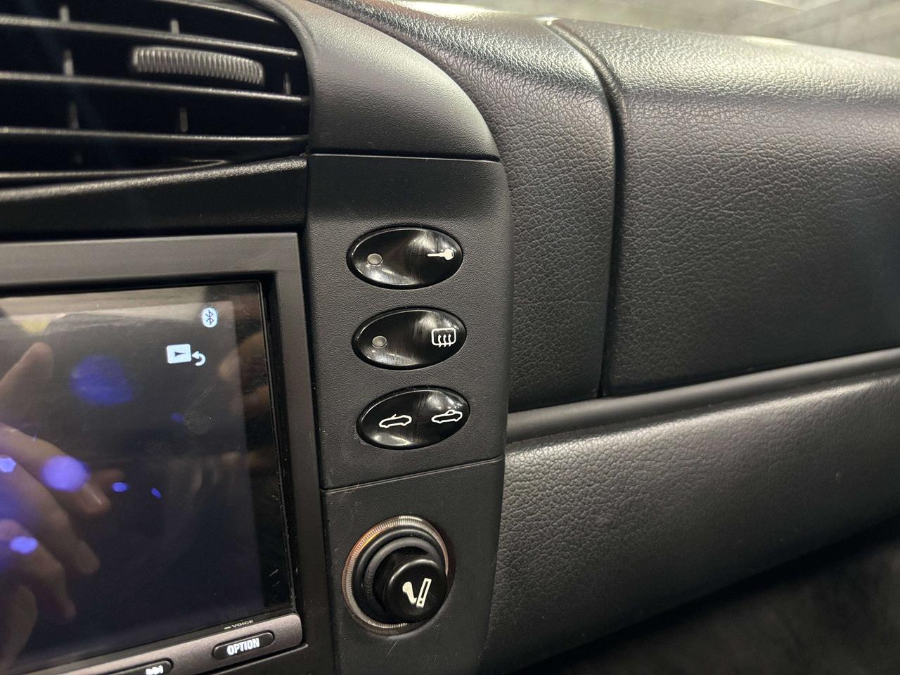 2001 Porsche 911 CARRERA 4|AWD|MANUAL|CONVERTIBLE|SONYDECK|BACKCAM| Photo
