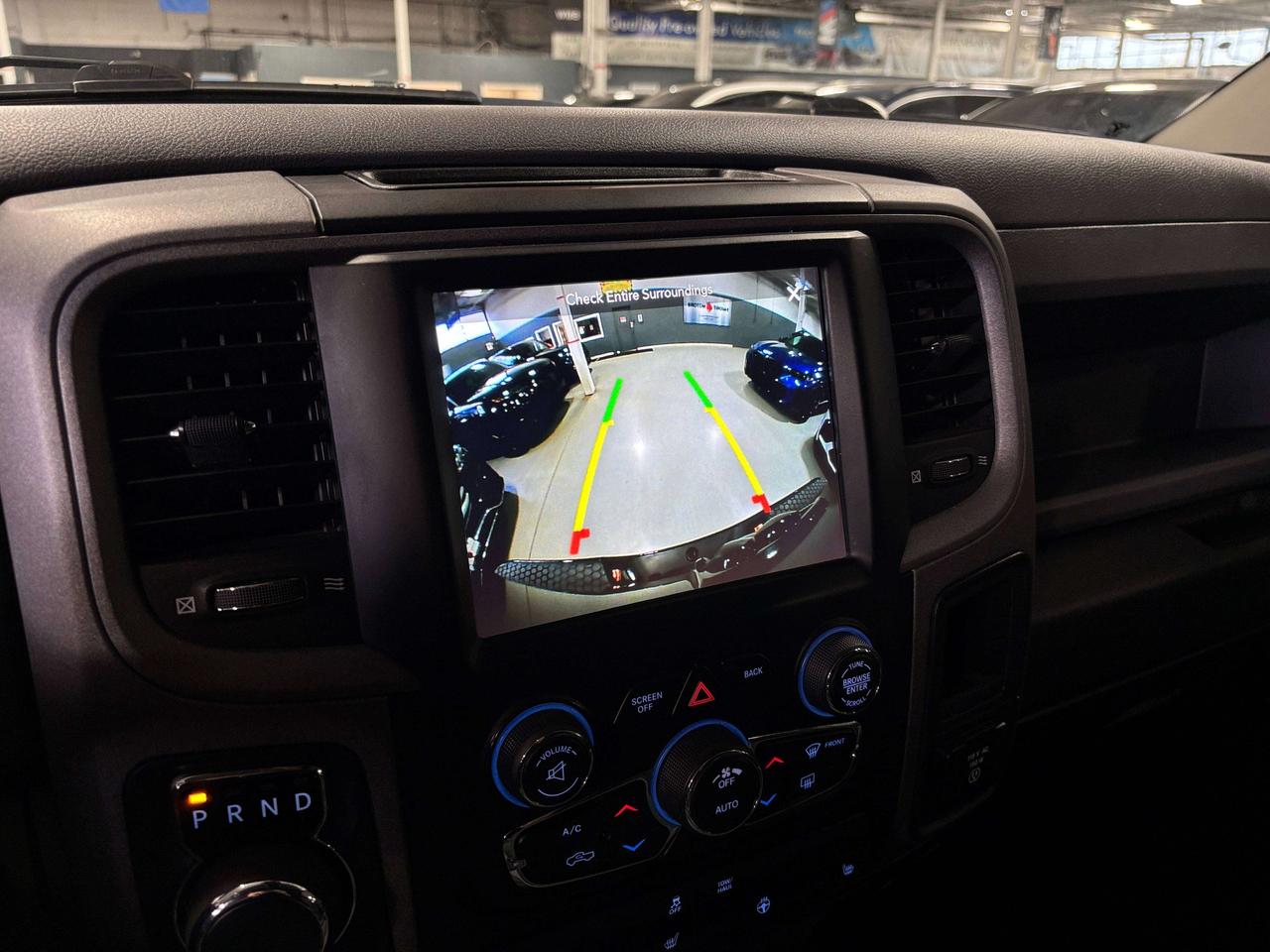 2019 RAM 1500 Express|V8HEMI|4X4|6SEATER|READYLIFTSUSPENSION|CAM Photo
