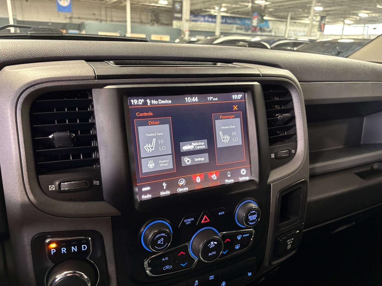 2019 RAM 1500 Express|V8HEMI|4X4|6SEATER|READYLIFTSUSPENSION|CAM Photo