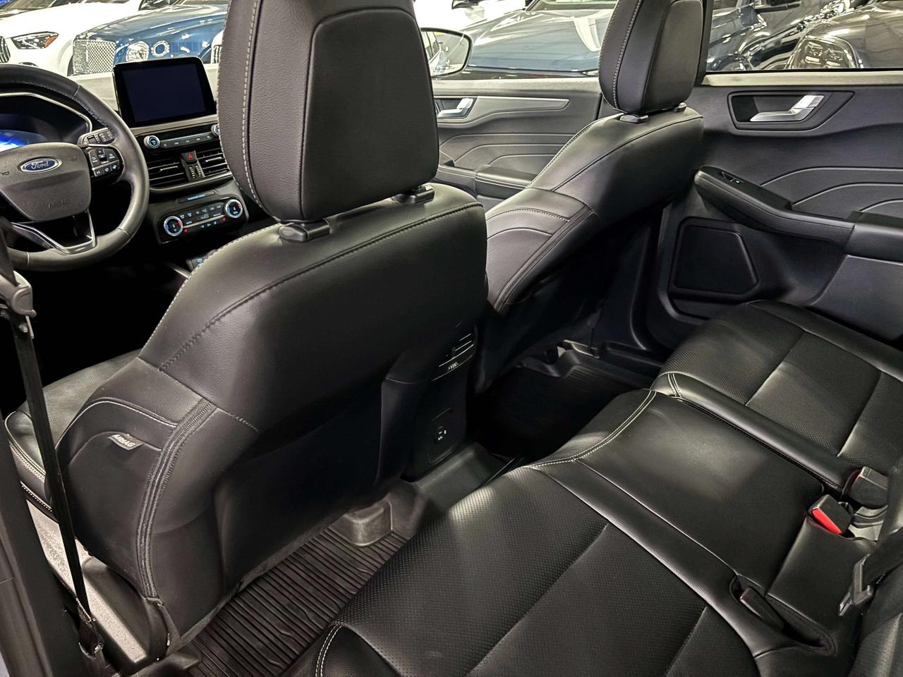 2022 Ford Escape Titanium Hybrid|4WD|NAV|SUNROOF|LEATHER|SAFETYTECH Photo
