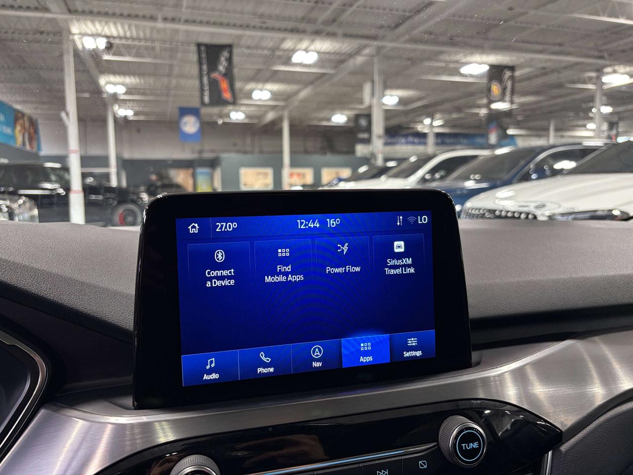 2022 Ford Escape Titanium Hybrid|4WD|NAV|SUNROOF|LEATHER|SAFETYTECH Photo