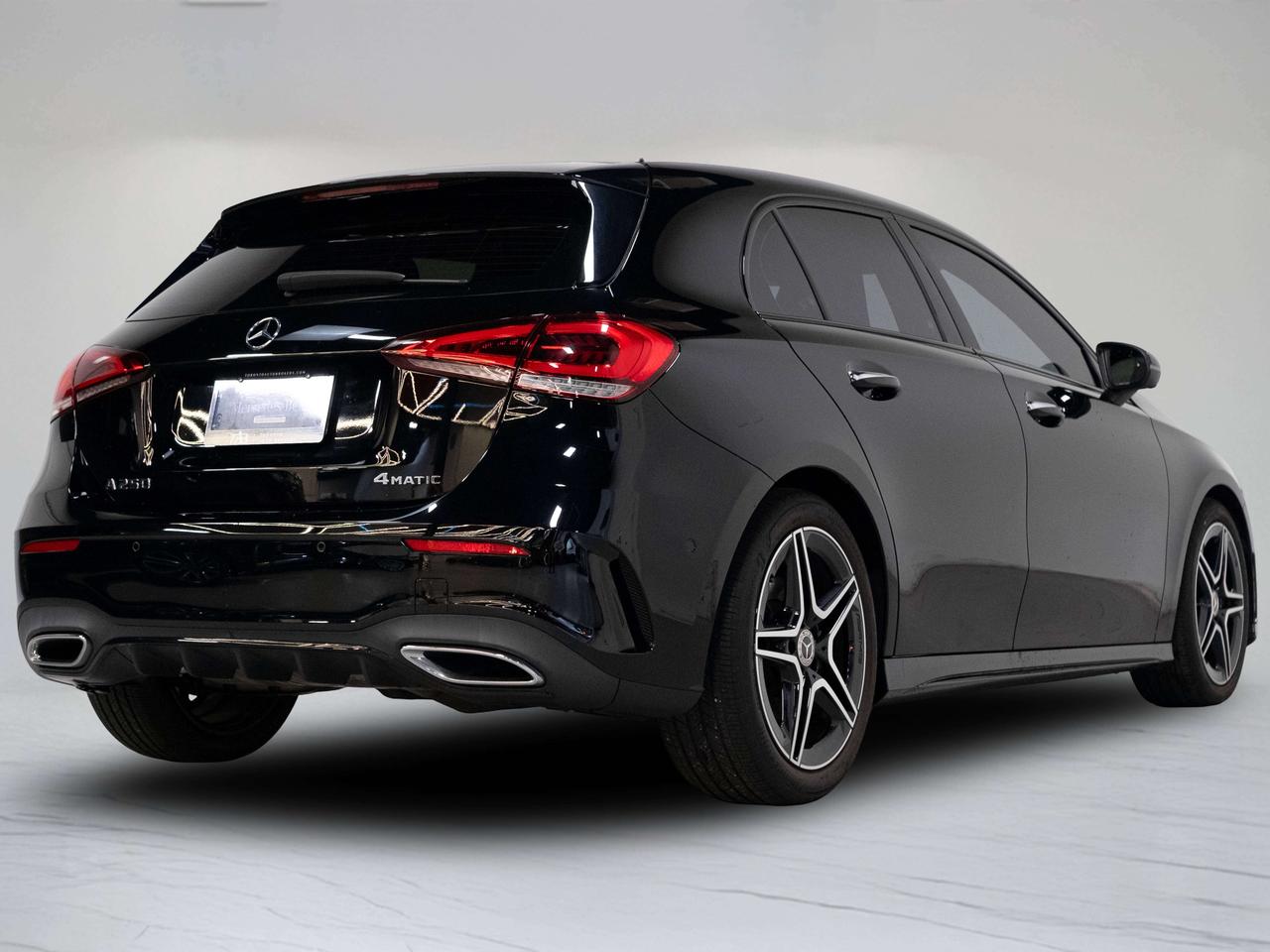 2022 Mercedes-Benz A-Class 4MATIC | PREMIUM & NIGHT PKG | SUNROOF Photo