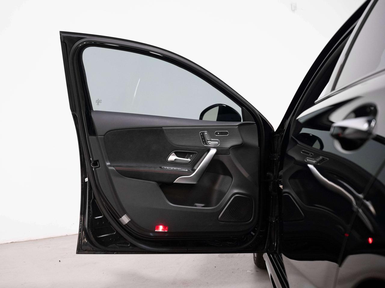 2022 Mercedes-Benz A-Class 4MATIC | PREMIUM & NIGHT PKG | SUNROOF Photo